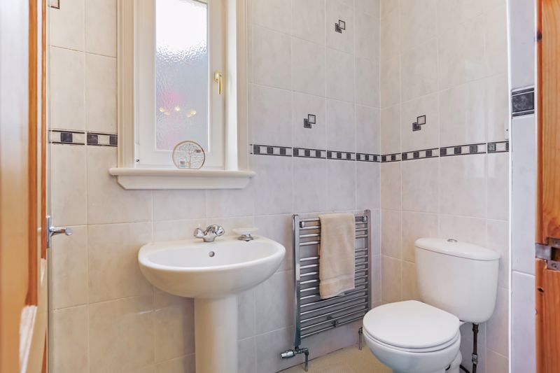 Queen Street Renfrew